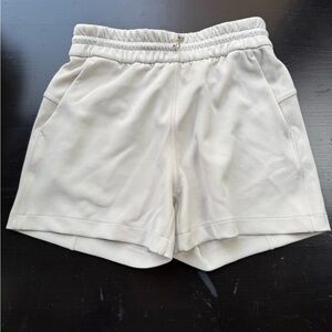Lululemon Softstreme High Rise Shorts 4” NWOT